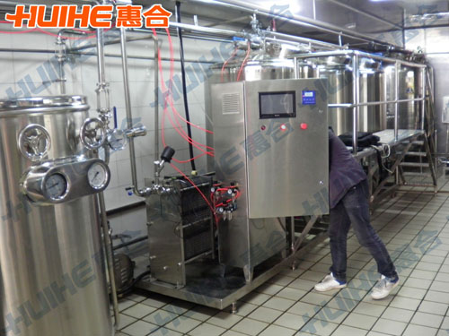 江蘇南通1500L全自動CIP清洗系統(tǒng)調試現場圖2